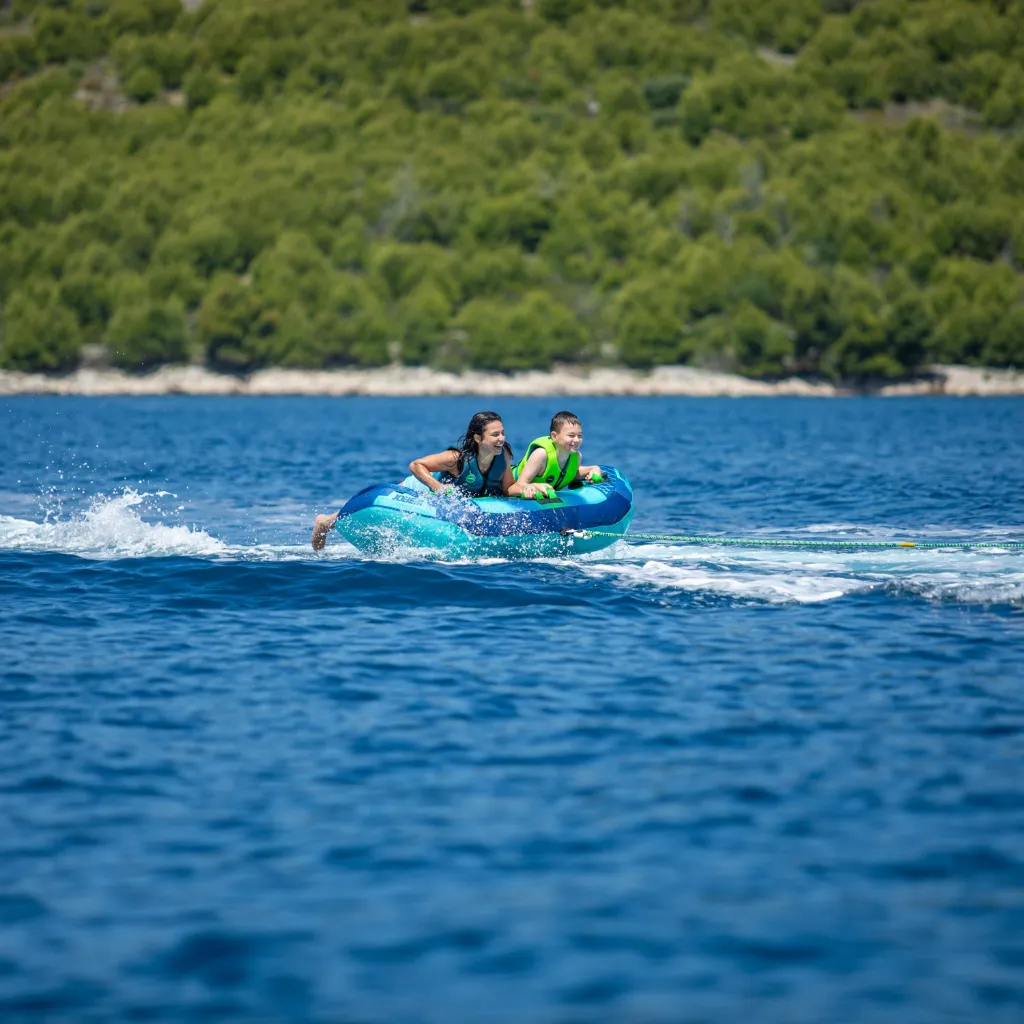 230225003-actionshot-4-big.webp